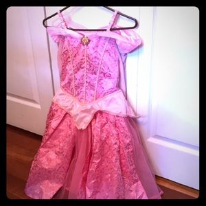 Beautiful dress-up dress from Disney. Worn once!